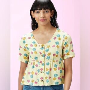 Floral yellow top NWT